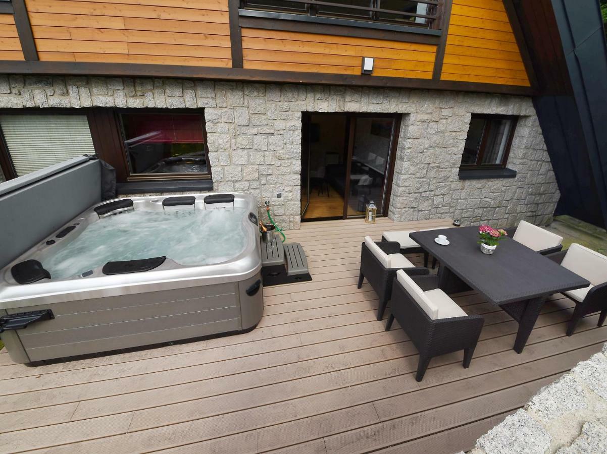 Apartment Adelka 104 With Private Whirlpool Špindlerŭv Mlýn Buitenkant foto